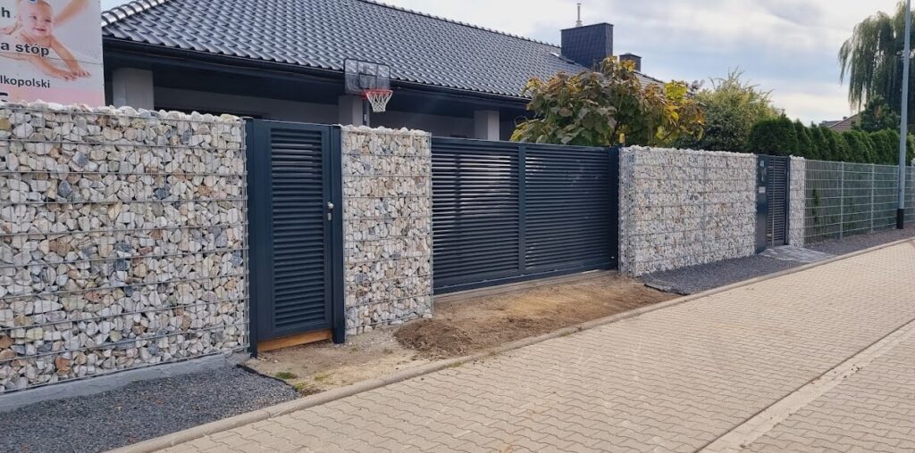 Gabion fence – what is it and how to make it?